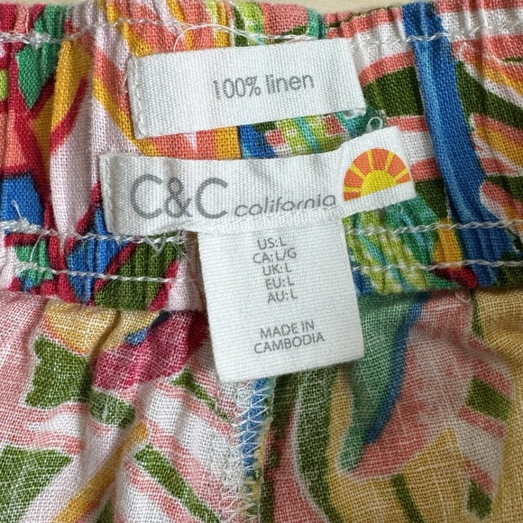C&C California Multicolor Tropical Print Capris - Picture 4 of 7